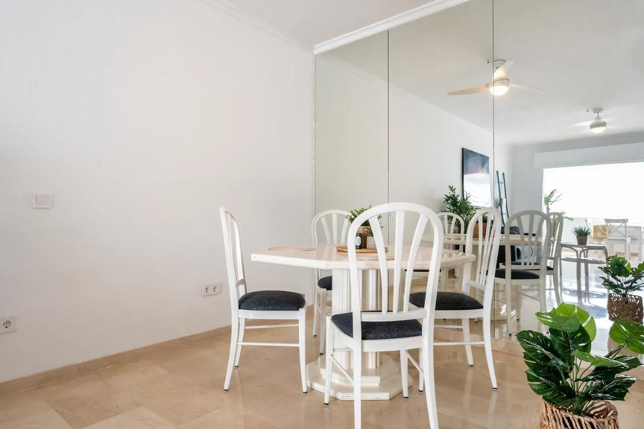 Apartamento El Rey Fuengirola 0*,  España